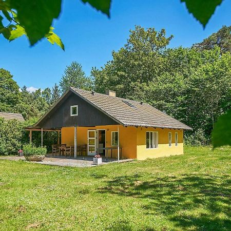 6 Person Holiday Home In AÅkirkeby Exteriér fotografie