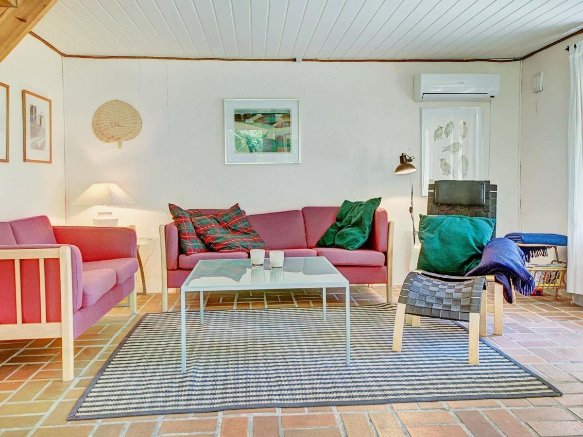 6 Person Holiday Home In AÅkirkeby Pokoj fotografie